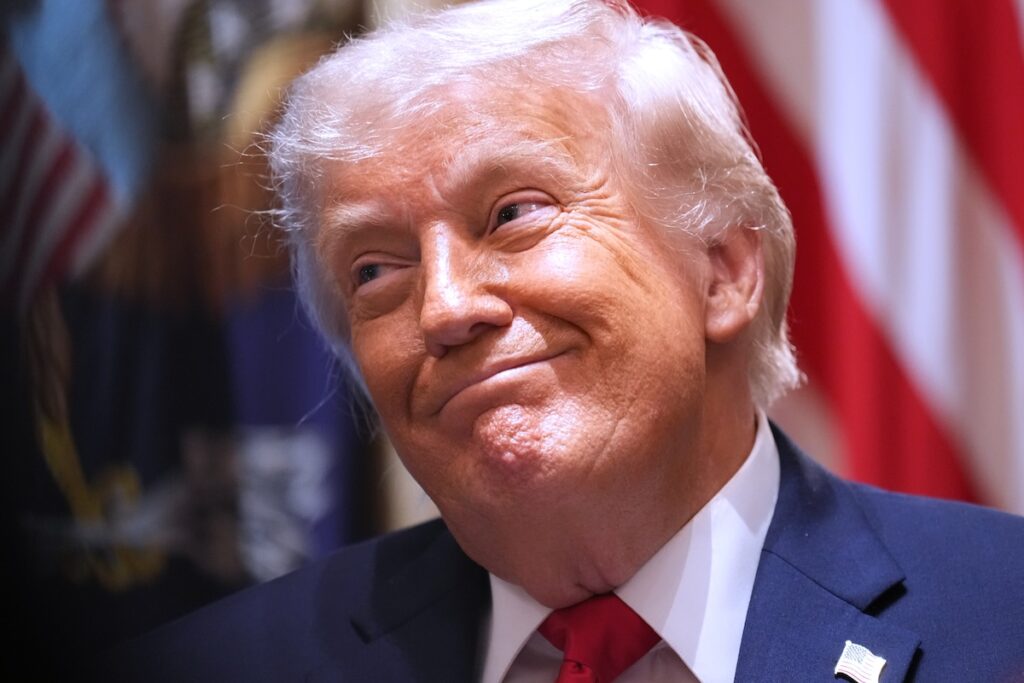 Trump annuncia un accordo non definitivo con l'Iran mentre i media iraniani smentiscono