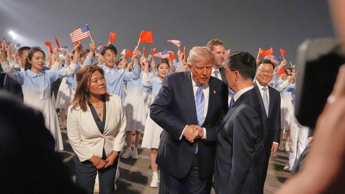 Trump incontra Xi Jinping a Pechino: discussioni su Hormuz, Taiwan e commercio