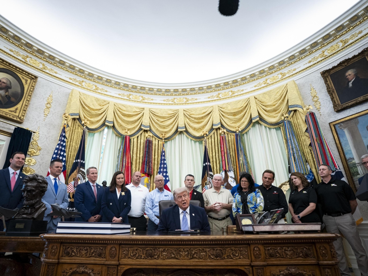 Trump ottiene immunità civile e fiscale perenne: nuove forme di corruzione in America