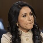 Tulsi Gabbard si dimette da direttrice dell'Intelligence Nazionale per sostenere il marito malato