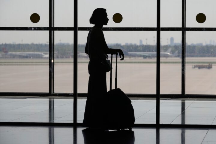 Un attacco con droni ucraino blocca i voli in 13 aeroporti del sud della Russia