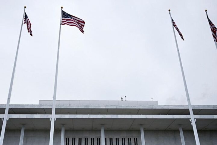 Un giudice blocca la ridenominazione del Kennedy Center in «Trump Kennedy Center»