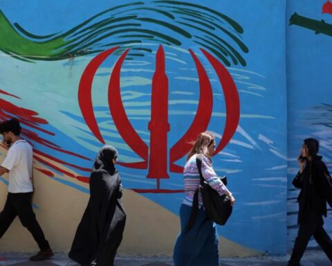 Accordo Usa-Iran: firmato venerdì a Ginevra, prevista pausa nei combattimenti di sessanta giorni