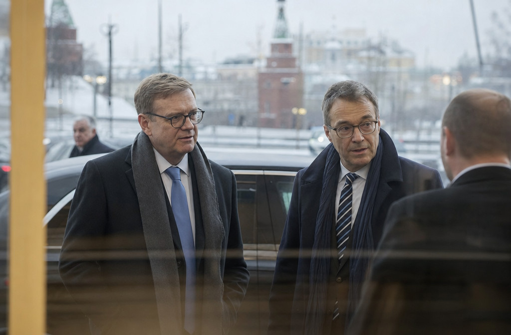 Visita a Mosca di due eurodeputati tedeschi: “un segnale contro la mancanza di dialogo Ue-Russia”