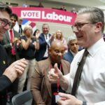 Andy Burnham vince elezioni suppletive a Makerfield, mette pressione su Keir Starmer