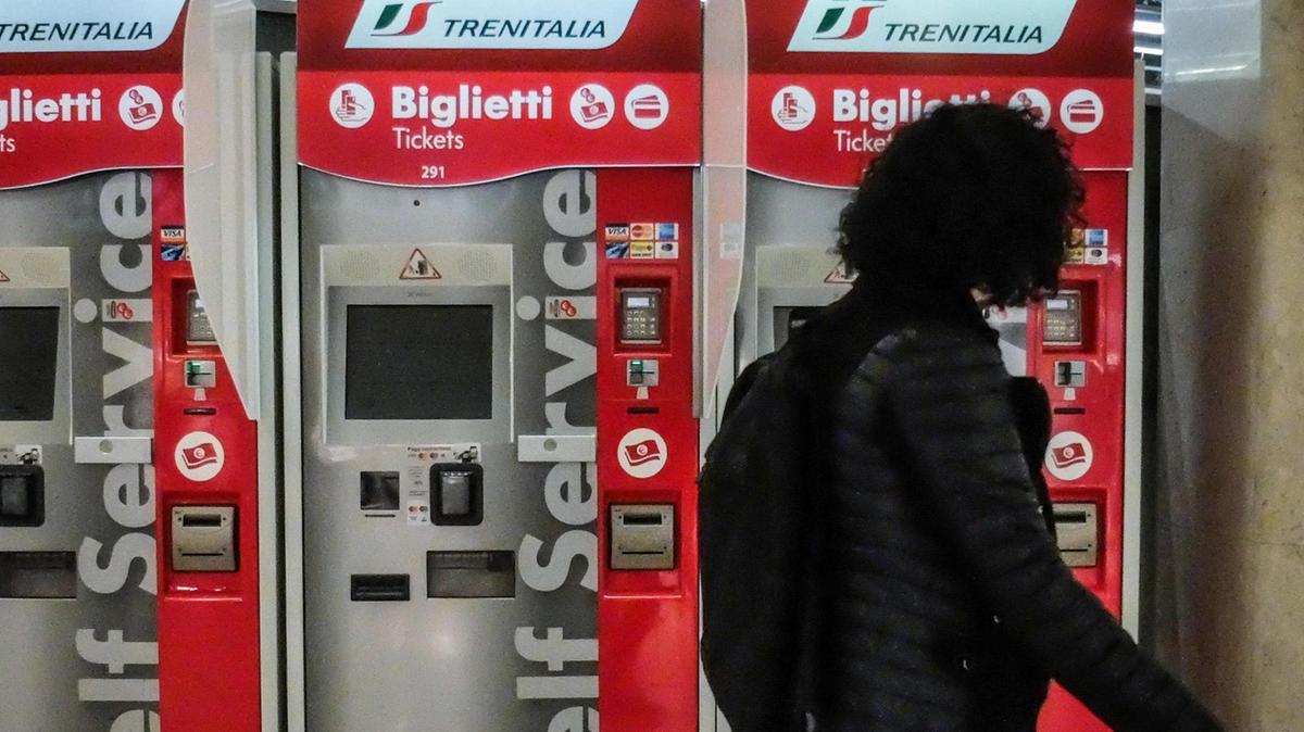 Attacco hacker a Trenitalia: rubati dati dei passeggeri, ma i pagamenti sono al sicuro