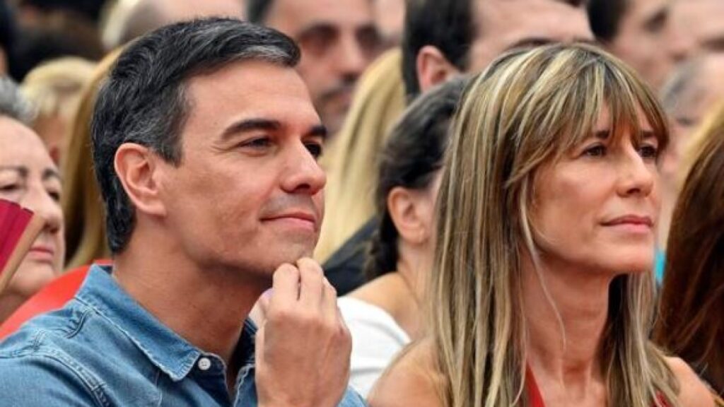 Begona Gomez, moglie di Sanchez, rinviata a giudizio e passaporto ritirato