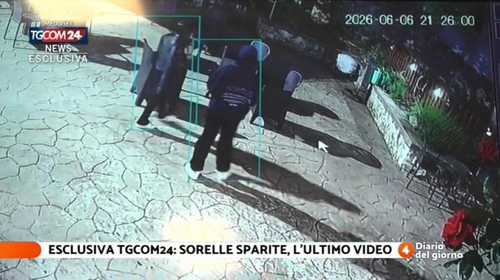 Biglietti codificati e un'auto misteriosa: si complica il caso delle sorelle scomparse in Abruzzo
