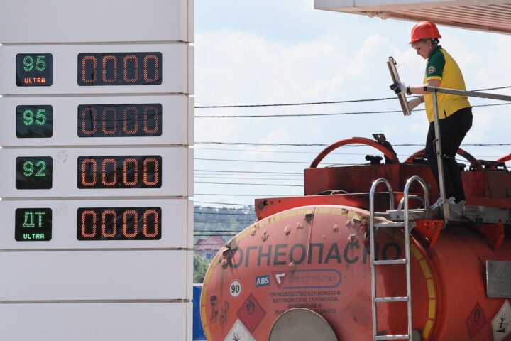 Carenza di carburante in Crimea per attacchi ucraini alle linee di approvvigionamento