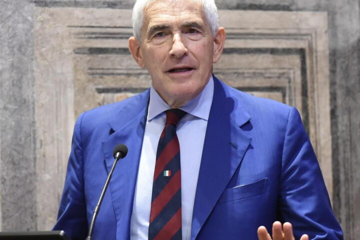 Casini sul sistema elettorale: "Riportiamo le preferenze per combattere l'antipolitica"