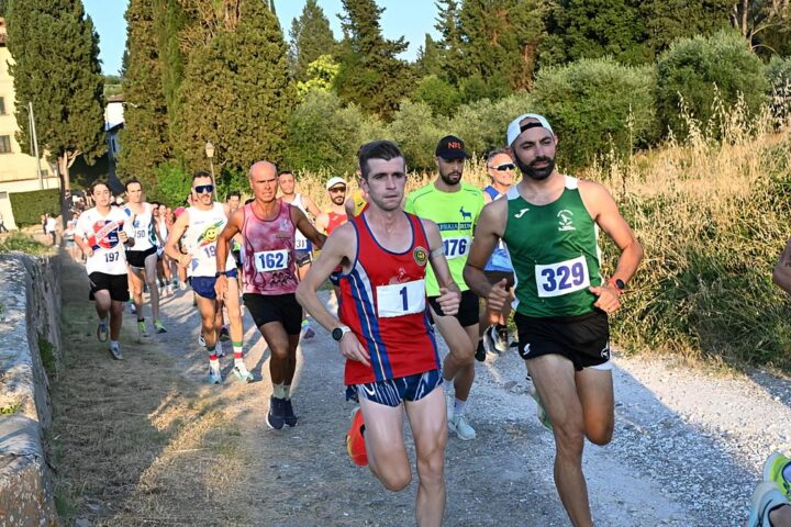 Cassi trionfa al trofeo Sammontana di podismo con un tempo record di 29'29