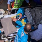 Dawa Sherpa sopravvive sei giorni da solo sull'Everest, scatenando polemiche sulla gestione delle ricerche