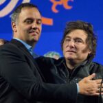 Dimissioni di Manuel Adorni, capo di gabinetto di Javier Milei, per accuse di corruzione