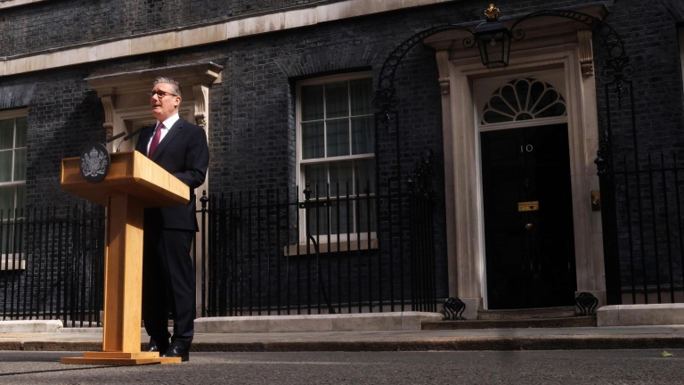 Dimissioni di Starmer aprono la strada a Burnham come prossimo premier britannico