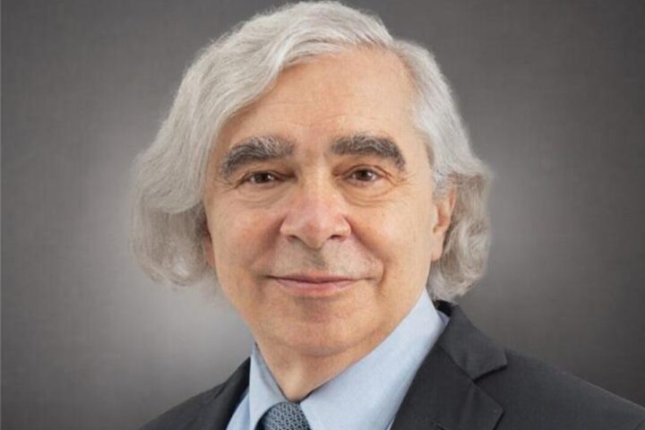 Ernest Moniz: l'accordo Usa-Iran resta vago rispetto alle verifiche del Jcpoa
