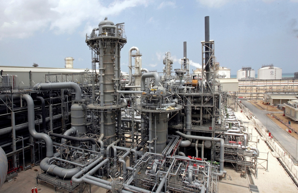 Esplosione in impianto di gas naturale in Qatar: 13 morti e 66 feriti a Ras Laffan
