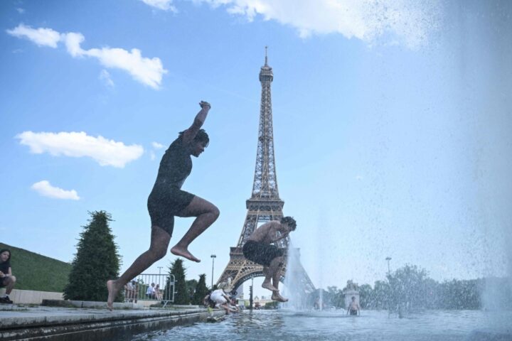 Francia, tragico decesso di due bambini in auto: allerta caldo raggiunge il picco domani