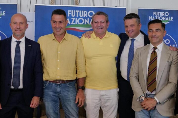Futuro Nazionale: Vannacci annuncia la fondazione del partito e invita tutti i politici a unirsi