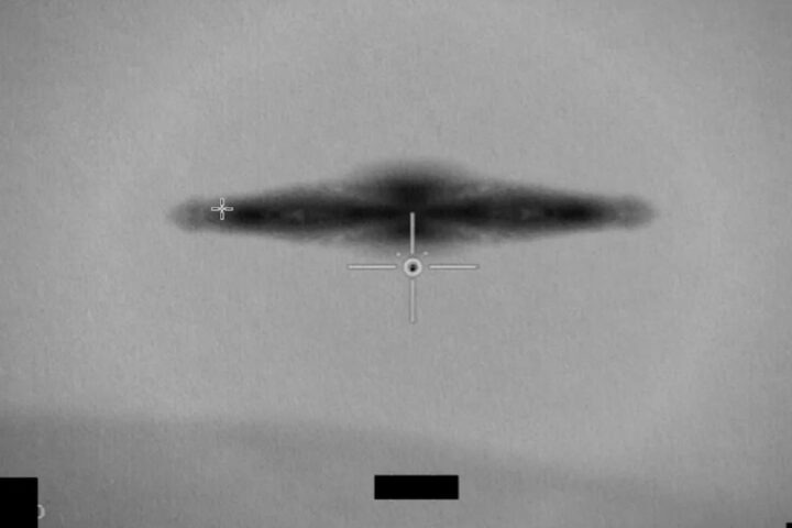 Gli alieni tra noi? Uno studio suggerisce che si siano annoiati di osservare l'umanità
