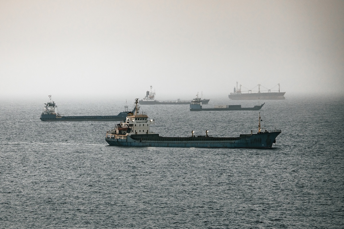 Gli Stati Uniti e l'Iran raggiungono un accordo per fermare gli attacchi reciproci nel Golfo