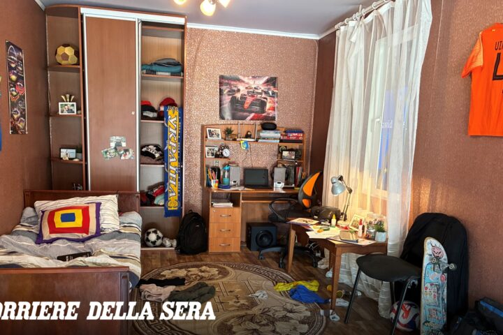 I bambini ucraini rapiti: la stanza di Artem al centro di una mostra a Roma
