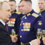 I droni ucraini su Mosca non influenzano Putin, la resa dell’Ucraina resta condizione per trattare
