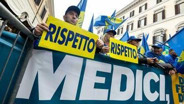I medici di famiglia pronti a collaborare sulle case di comunità, ma le Regioni esprimono dissenso