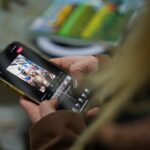 Il Canada propone una legge per vietare i social media agli under 16