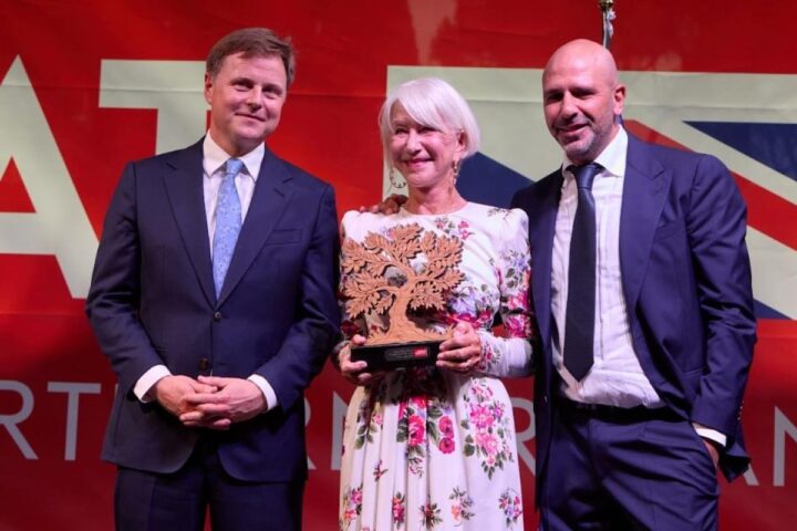 Il compleanno del re a Roma: Helen Mirren e il debutto dell'ambasciatore Stephen Hickey