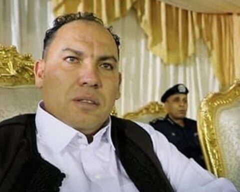 Il generale Almasri condannato a 7 anni e 4 mesi in Libia per violazioni dei diritti umani nei confronti di migranti