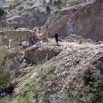 Il Pakistan bombarda l'Afghanistan: 36 vittime in due attacchi aerei nelle regioni di confine