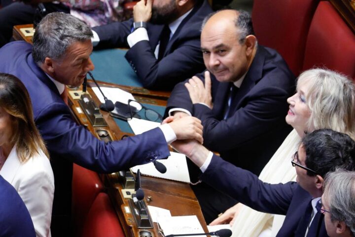 Il paradosso di Renzi: promuove il campo largo ma riceve opposizione interna