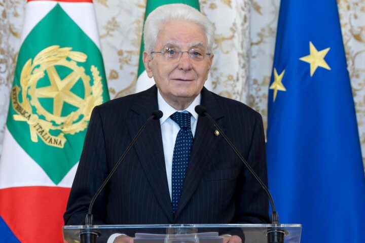 Il Quirinale risponde alle accuse e conferma la correttezza dell'istituzione nella vicenda Minetti