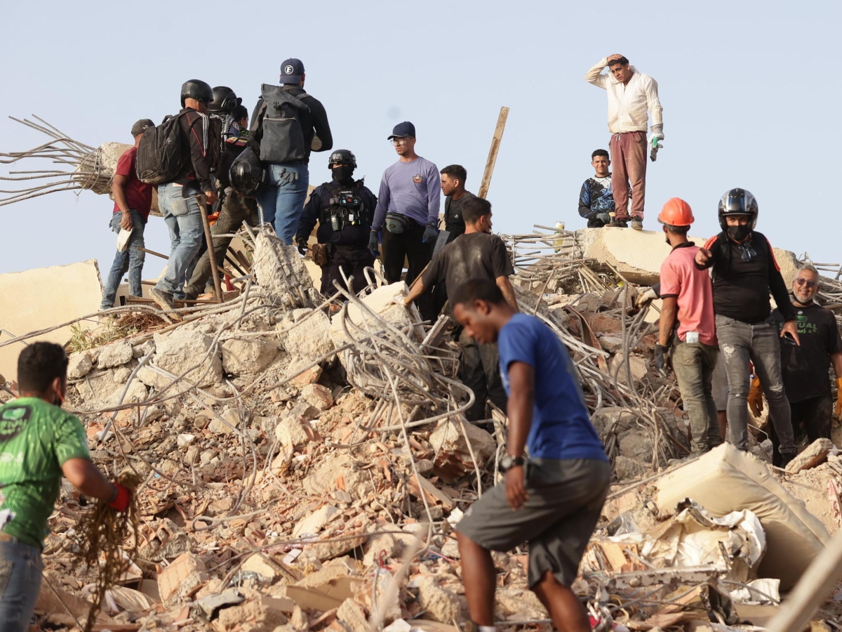 Il Venezuela colpito dal terremoto: i vigili del fuoco italiani in azione a La Guaira