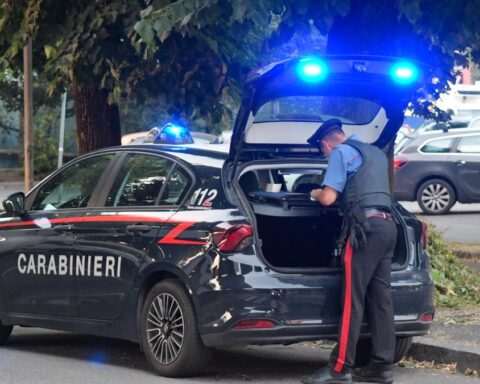Imperia, donna strangolata in casa isolata: arrestato il compagno