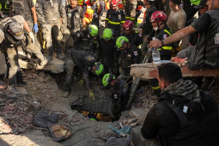 In Venezuela, il regime inadeguato ostacola i soccorsi dopo i terremoti devastanti