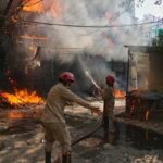 Incendio in un hotel a Delhi: almeno 21 morti e 49 feriti, indagini in corso