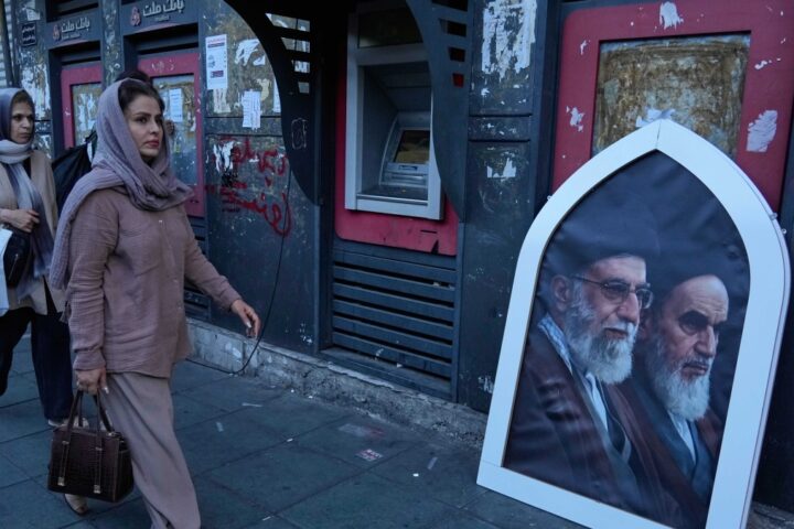 Iran proclama vittoria sul protocollo con gli Usa, ma i falchi protestano contro i negoziatori