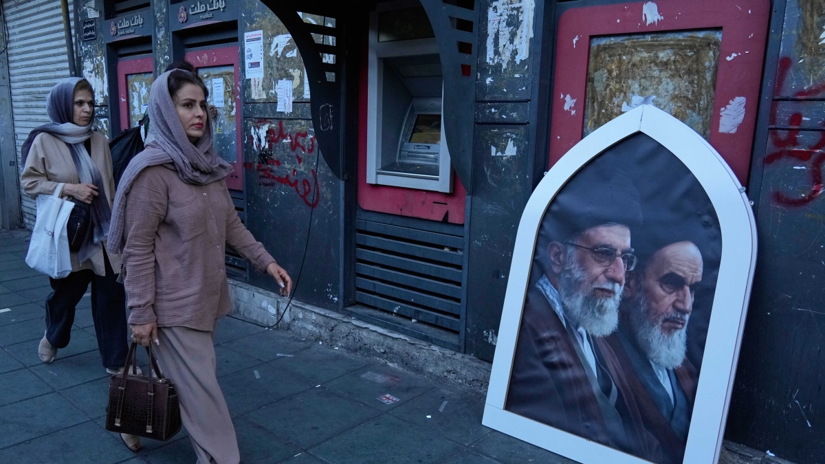 Iran proclama vittoria sul protocollo con gli Usa, ma i falchi protestano contro i negoziatori