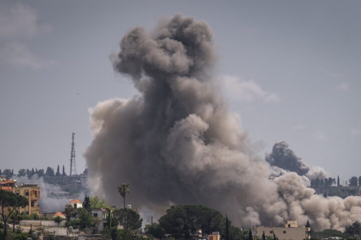 Israele accusato dal New York Times e da Human Rights Watch di usare fosforo bianco contro civili in Libano