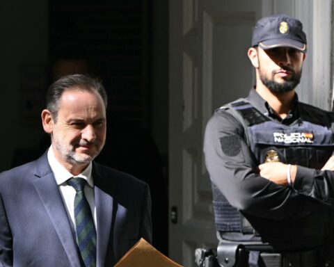 José Luis Ábalos condannato a 24 anni per reati di corruzione e criminalità organizzata