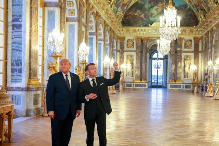 La cena di Trump e Macron a Versailles: il presidente americano elogia la grandeur della reggia