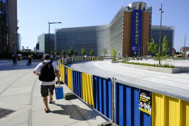 La Commissione Europea spegne l'aria condizionata in risposta a problemi tecnici causati dal caldo a Bruxelles