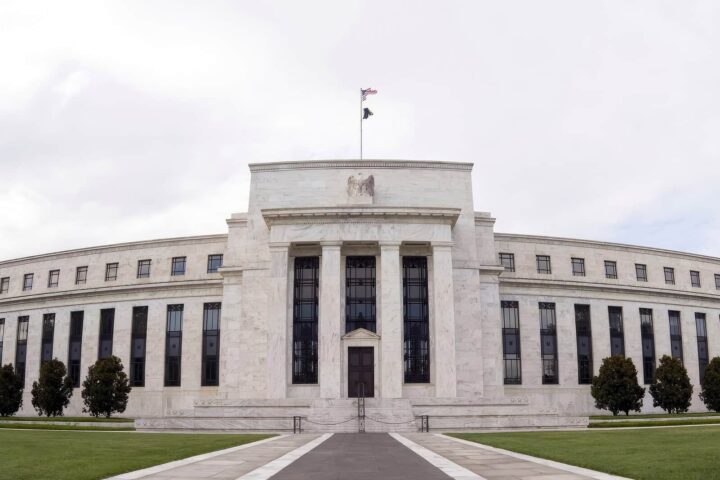 La Fed abbandona la guida preventiva sotto la presidenza di Kevin Warsh