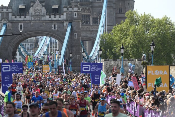 La maratona di Londra 2027 si svolgerà in due giorni per ampliare la partecipazione