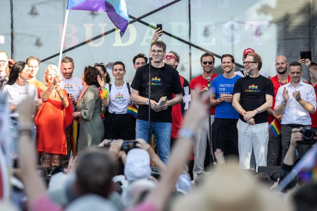 La procura ungherese ritira le accuse contro il sindaco di Budapest per il Pride del 2025