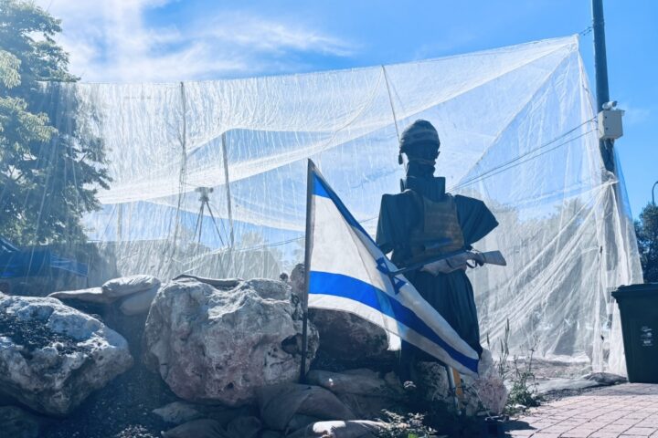 La vita al confine con il Libano, sotto il controllo dei droni di Hezbollah: «impossibile fuggire»