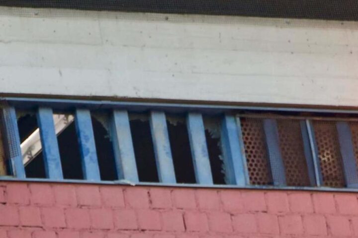 L'emergenza carceraria in Italia: sovraffollamento, suicidi e l'indifferenza della politica