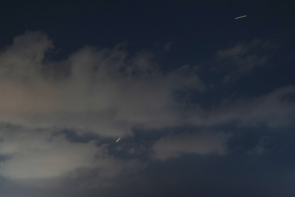 L'Iran lancia nuovi attacchi su Israele dopo il cessate il fuoco di aprile