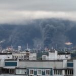 L'ucraina attacca nuovamente una raffineria a mosca con centinaia di droni